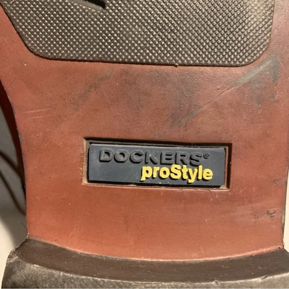 Dockers questions leave
